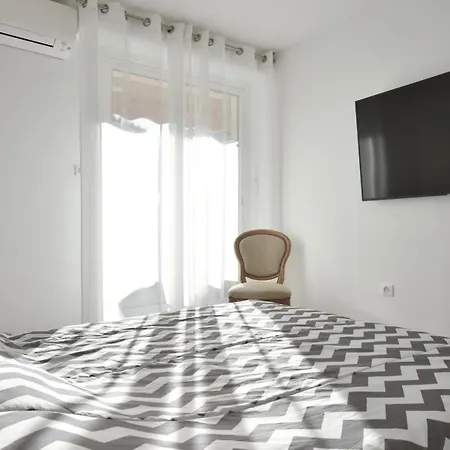 Apartamento 15 Min A Pied Du Palais ! 2 Pieces Refait A Neuf Avec Terrasse !
